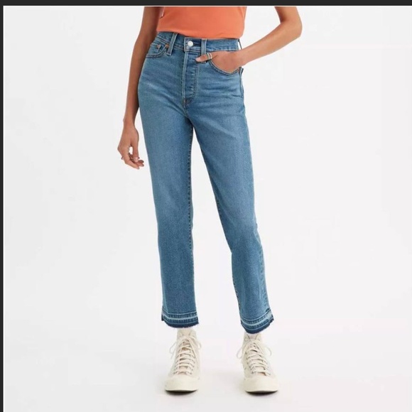 Levi's Wedgie Cropped Jeans - Picture 4 of 4